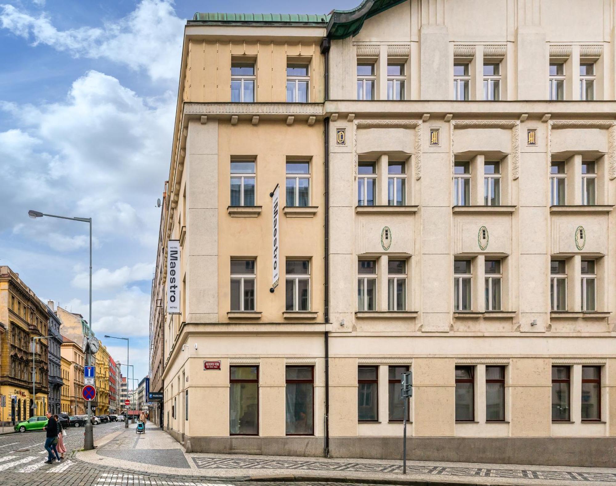 Sovereign Hotel 4*